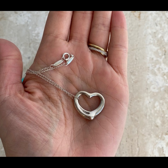 🤍🤍🤍Tiffany & Co. open heart pendant🤍🤍🤍 - Picture 4 of 4